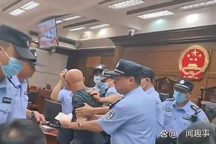 赫罗纳主帅：巴萨的逼抢没那么有效，不知道我们是否能赢西甲冠军